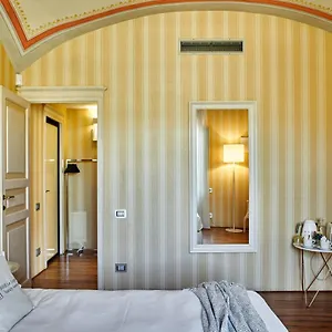 https://bb-le-logge-luxury-rooms.it-tuscanyhotel.com
